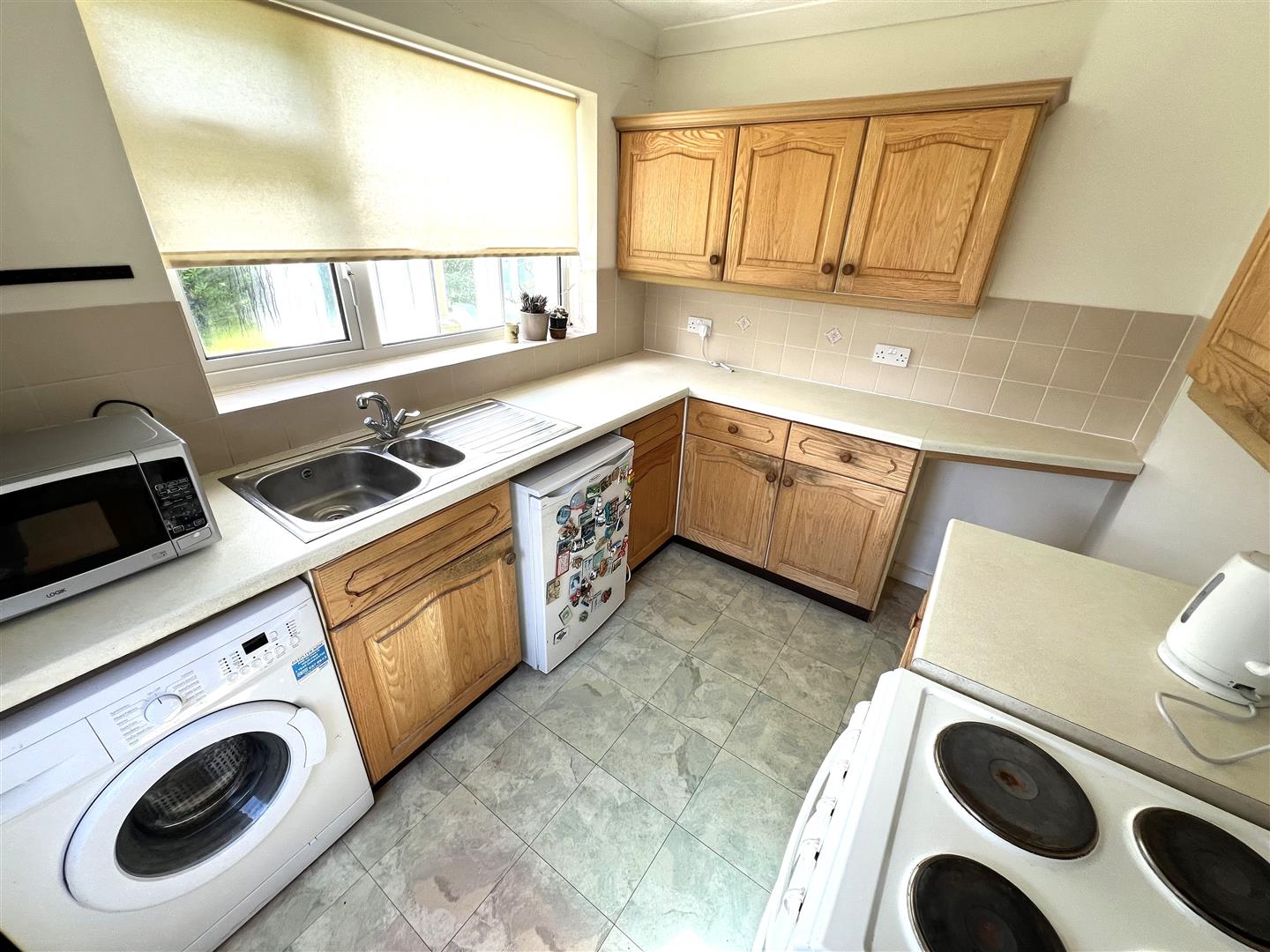 bungalow - semi detached for sale barton way