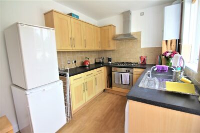 flat for rent carlton park