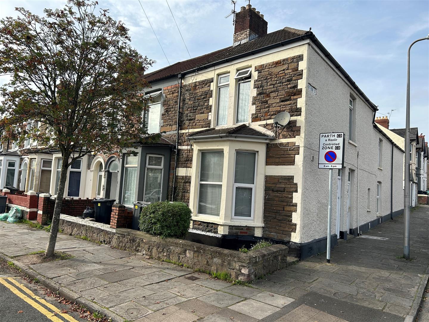 apartment for rent llantrisant street