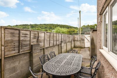 house - end terrace for sale meadow street