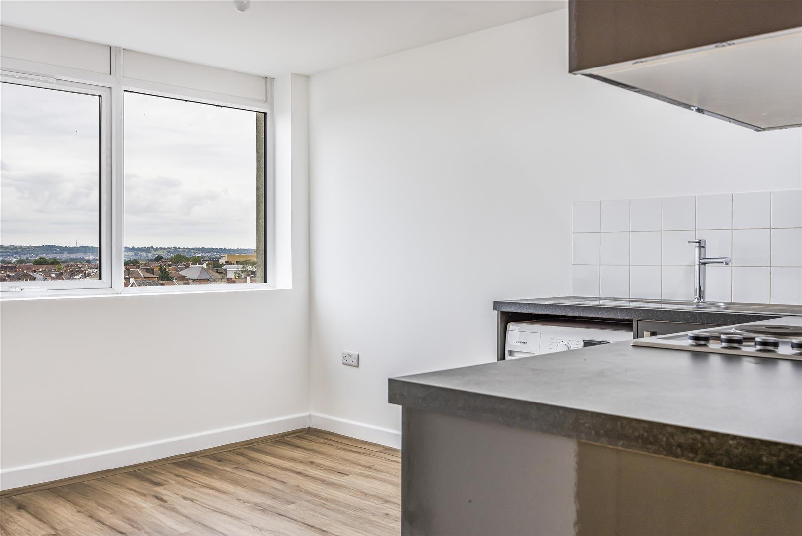 flat for sale kingston crescent