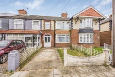 house - terraced for sale chatsworth avenue