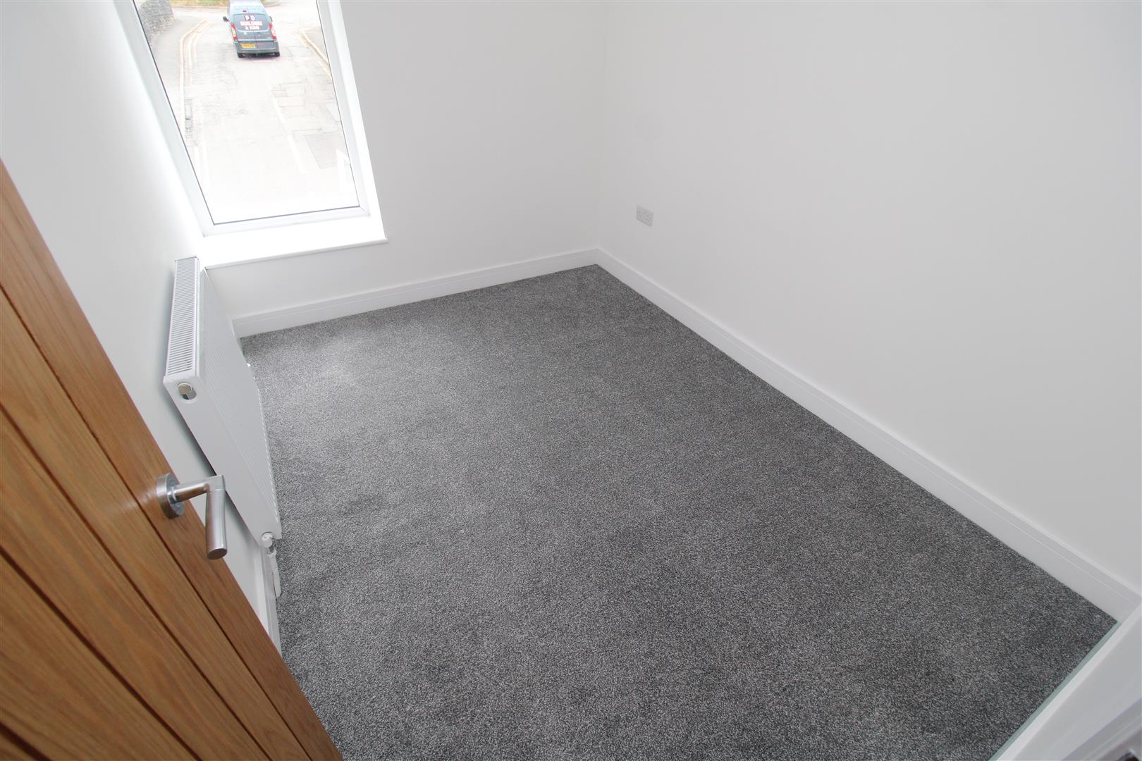 house for rent abertillery road