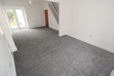 house for rent abertillery road