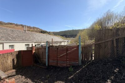 house for rent arail street