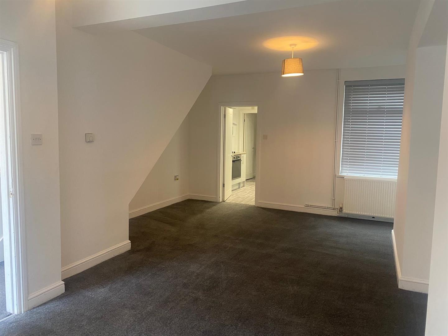 house for rent arail street