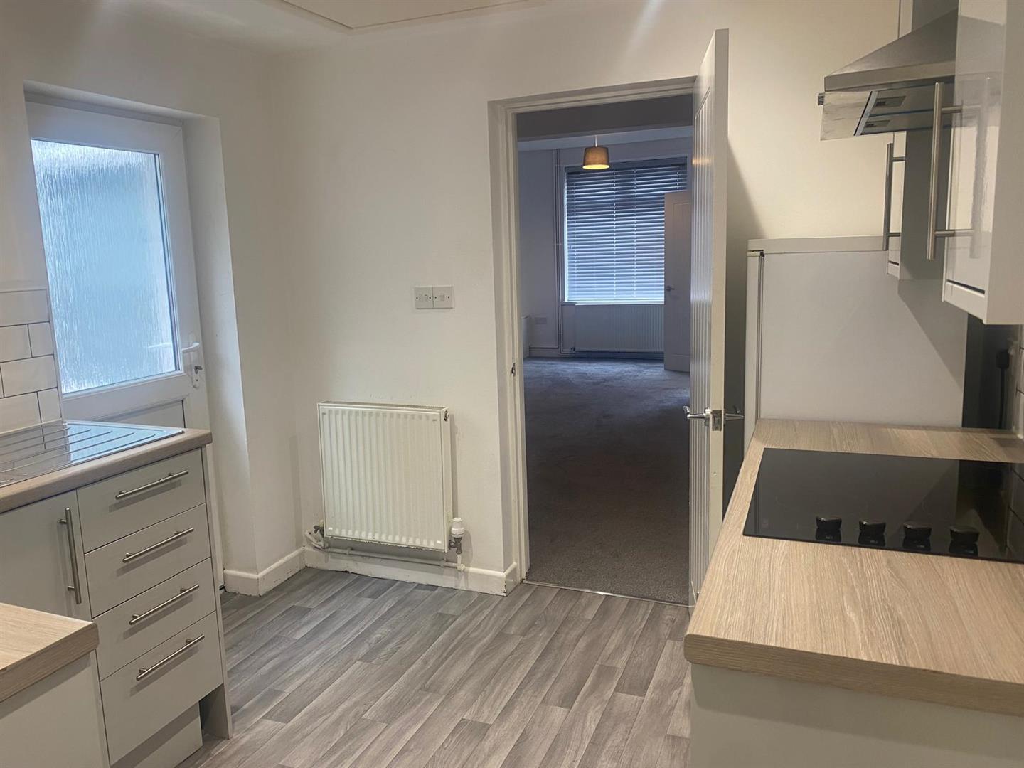 house for rent arail street