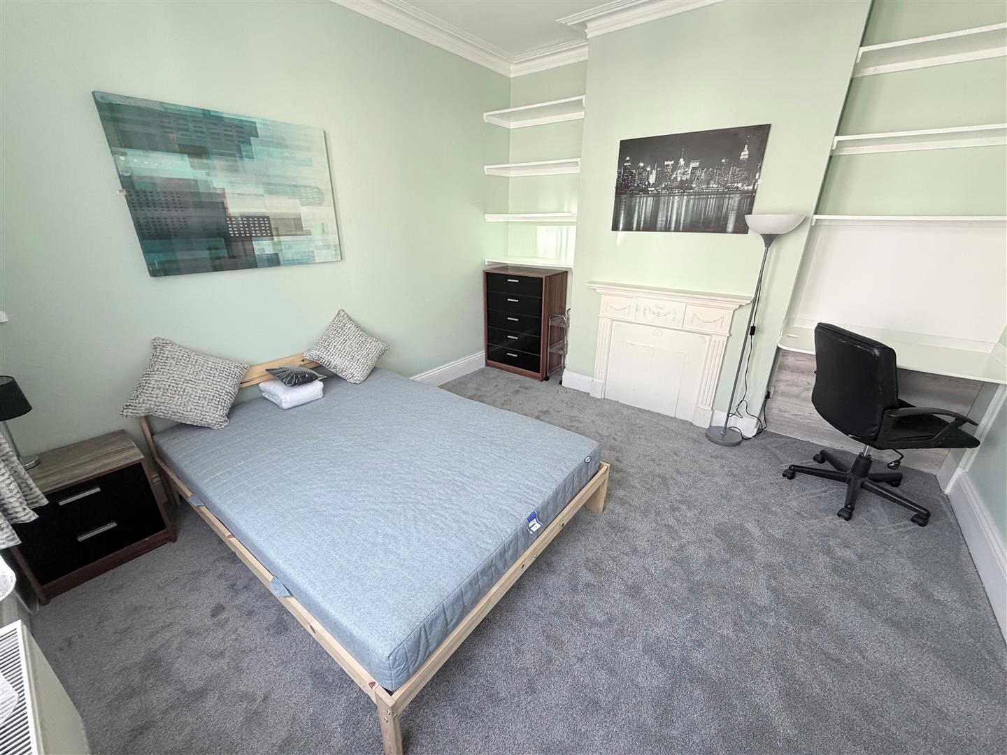 room for rent wisborough road