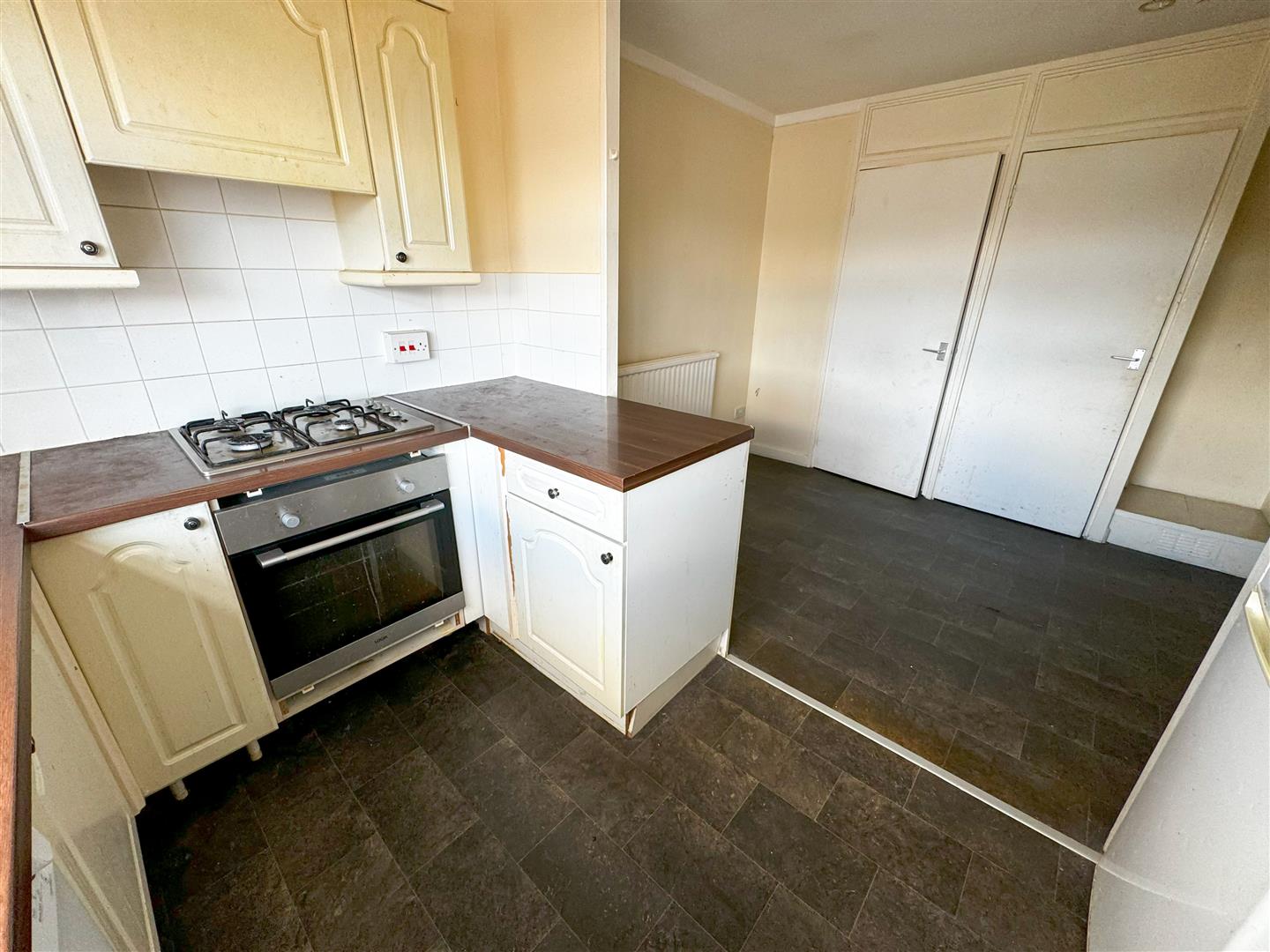 house - terraced for sale wordsworth close