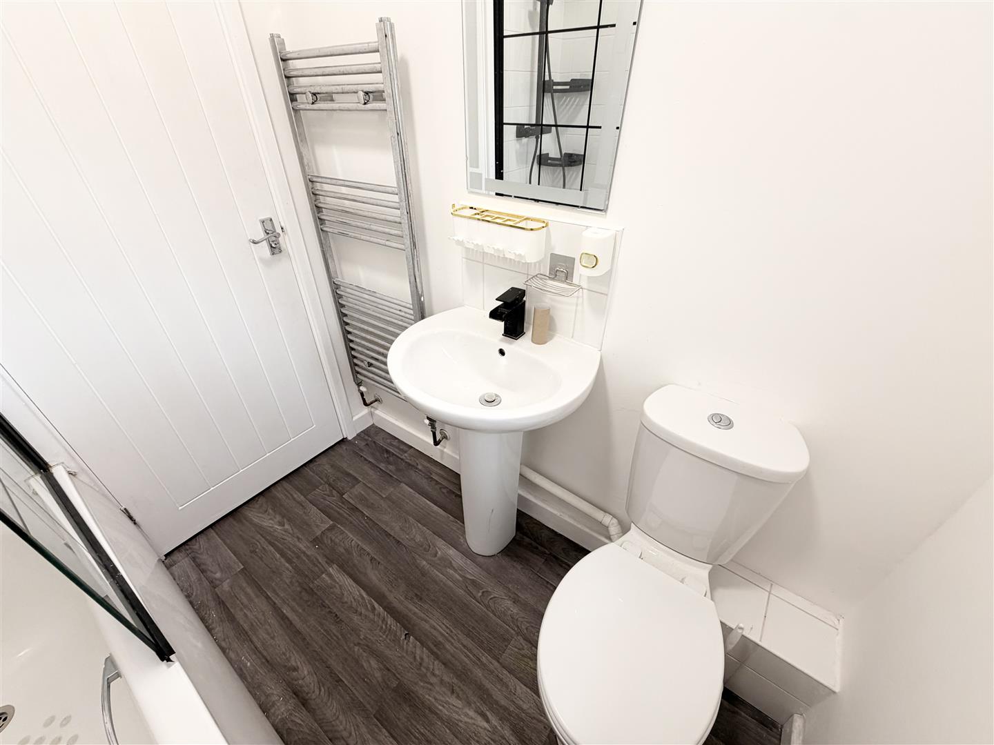 house - semi-detached for rent whittington street