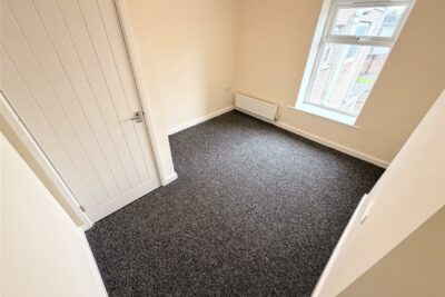 house - semi-detached for rent whittington street
