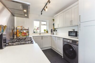 apartment for sale saxon close