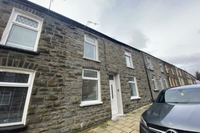 house - terraced for rent hendrefadog street