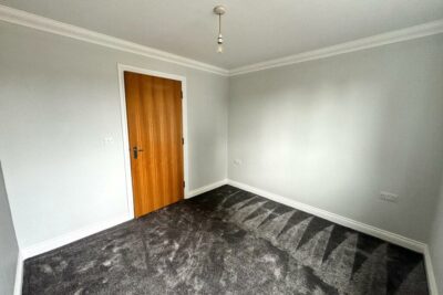 flat for rent 300 dore avenue