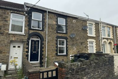 house for rent penybont road