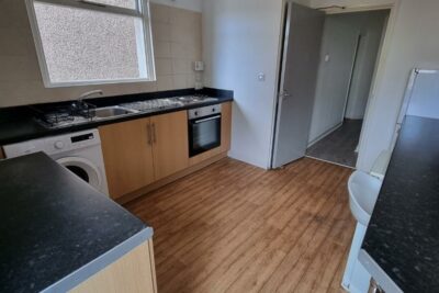 room for rent hilda street , pontypridd