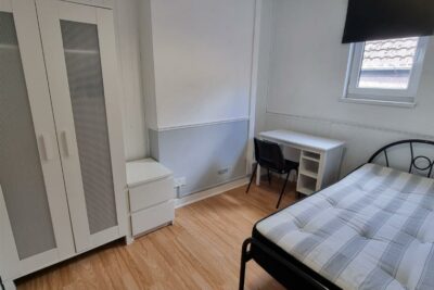 room for rent hilda street , pontypridd