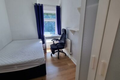 room for rent hilda street , pontypridd treforest, pontypridd,,