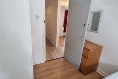 room for rent hilda street , pontypridd treforest, pontypridd,,