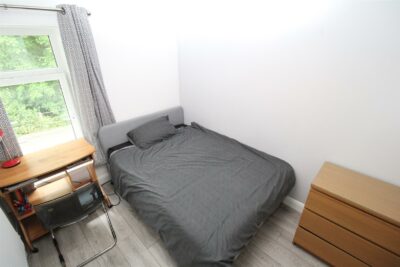 room for rent brook street