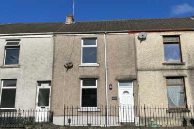 house - terraced for rent neath road