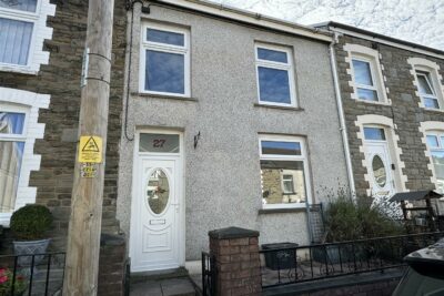 house - terraced for rent gray street