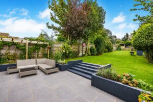 house for sale the dale