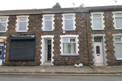 house - terraced for rent ynyscynon road