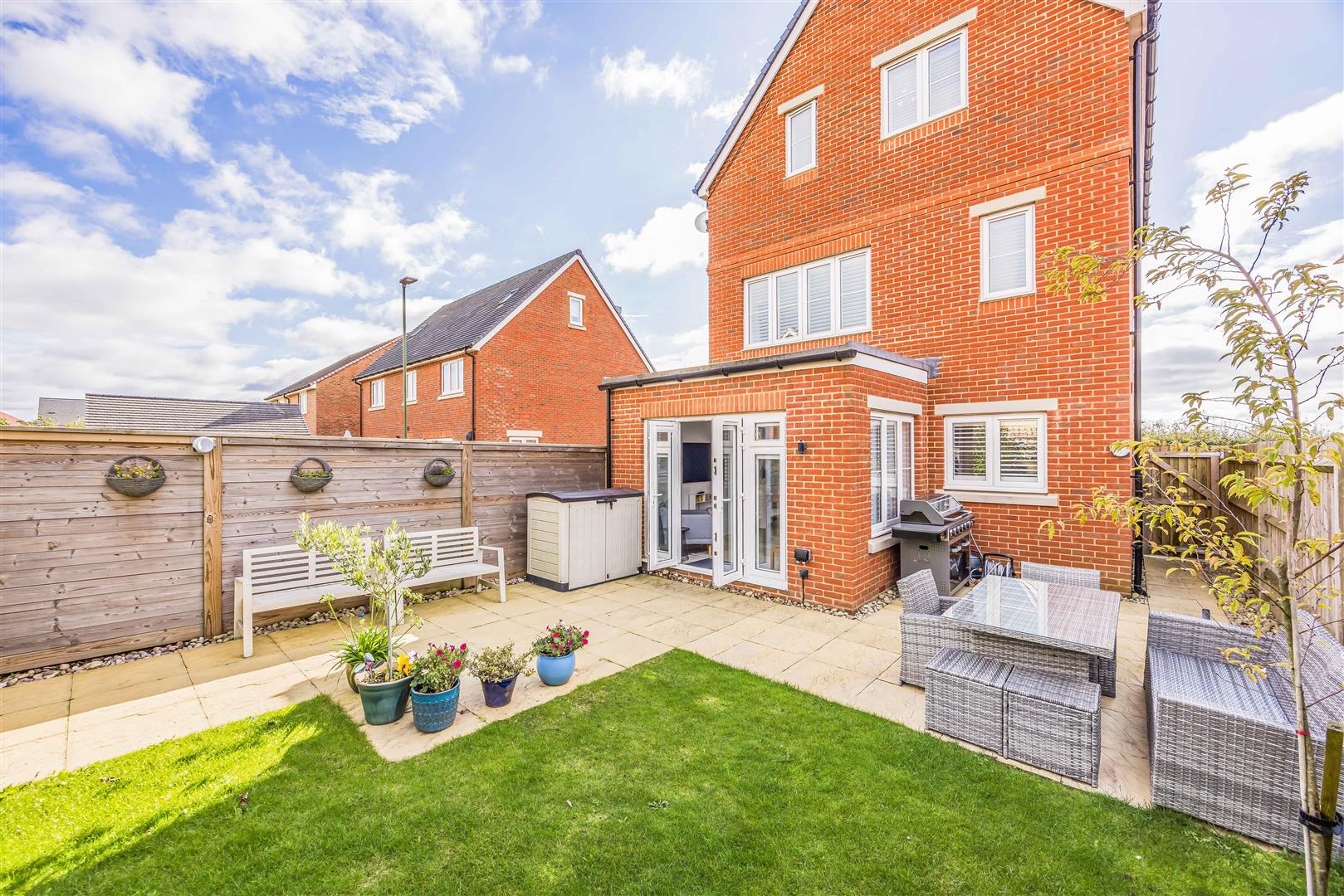 house - detached for sale heron close