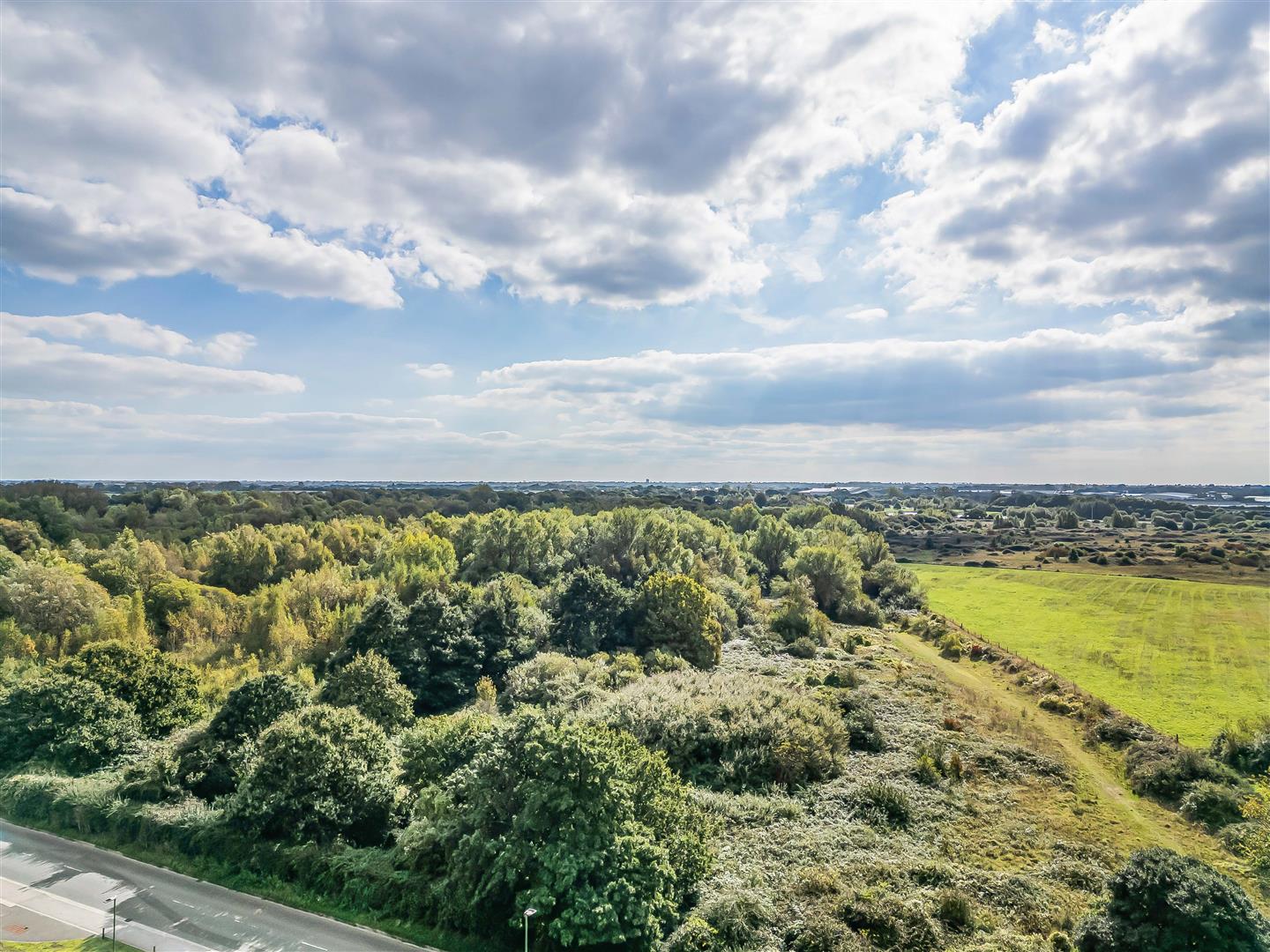 house - detached for sale heron close