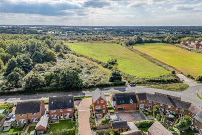 house - detached for sale heron close