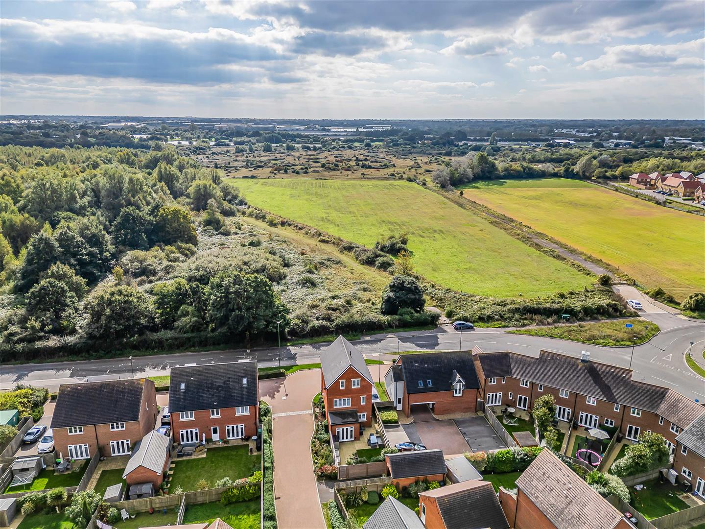 house - detached for sale heron close