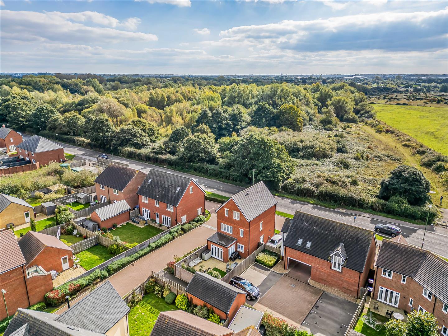 house - detached for sale heron close