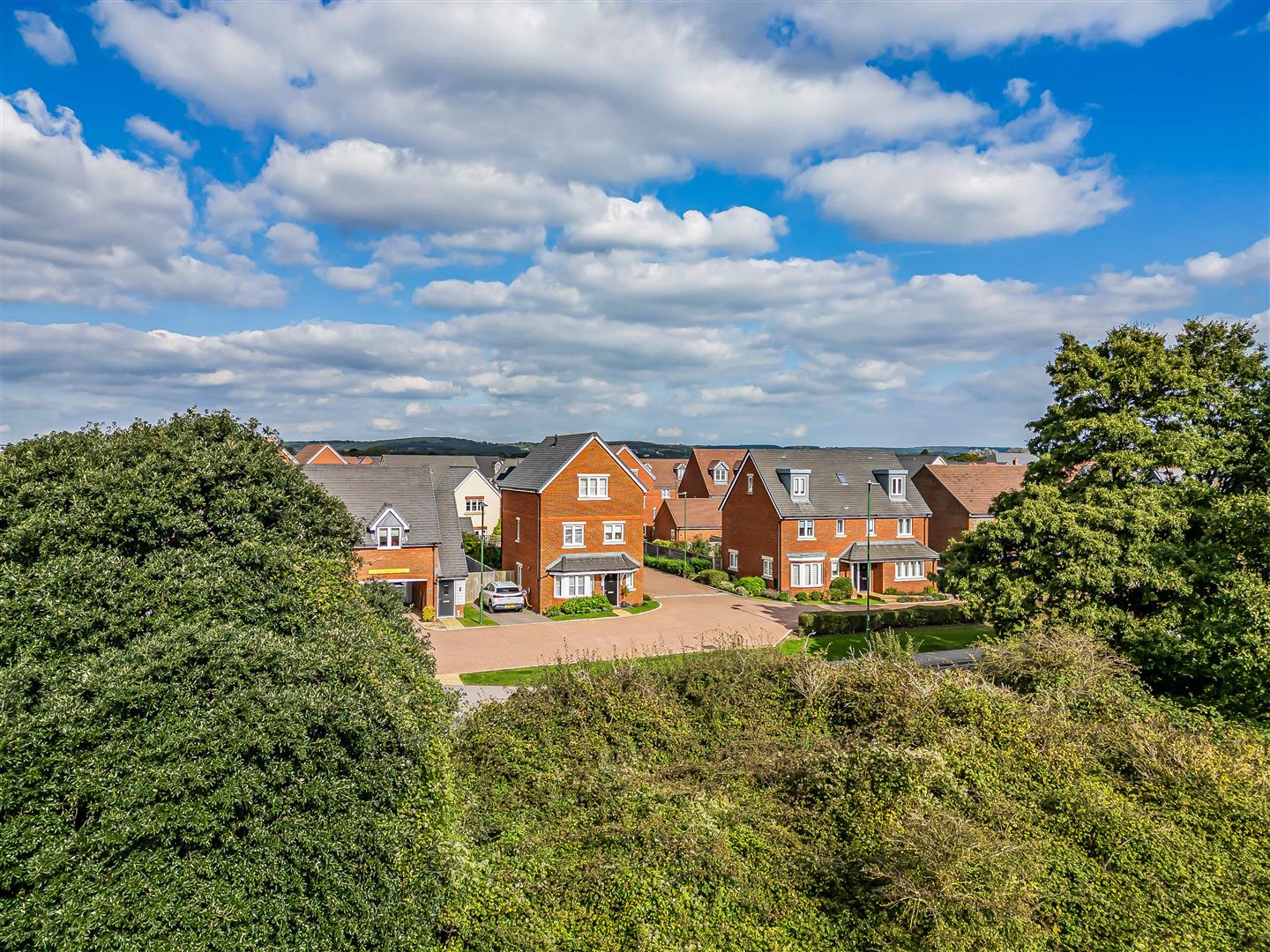 house - detached for sale heron close