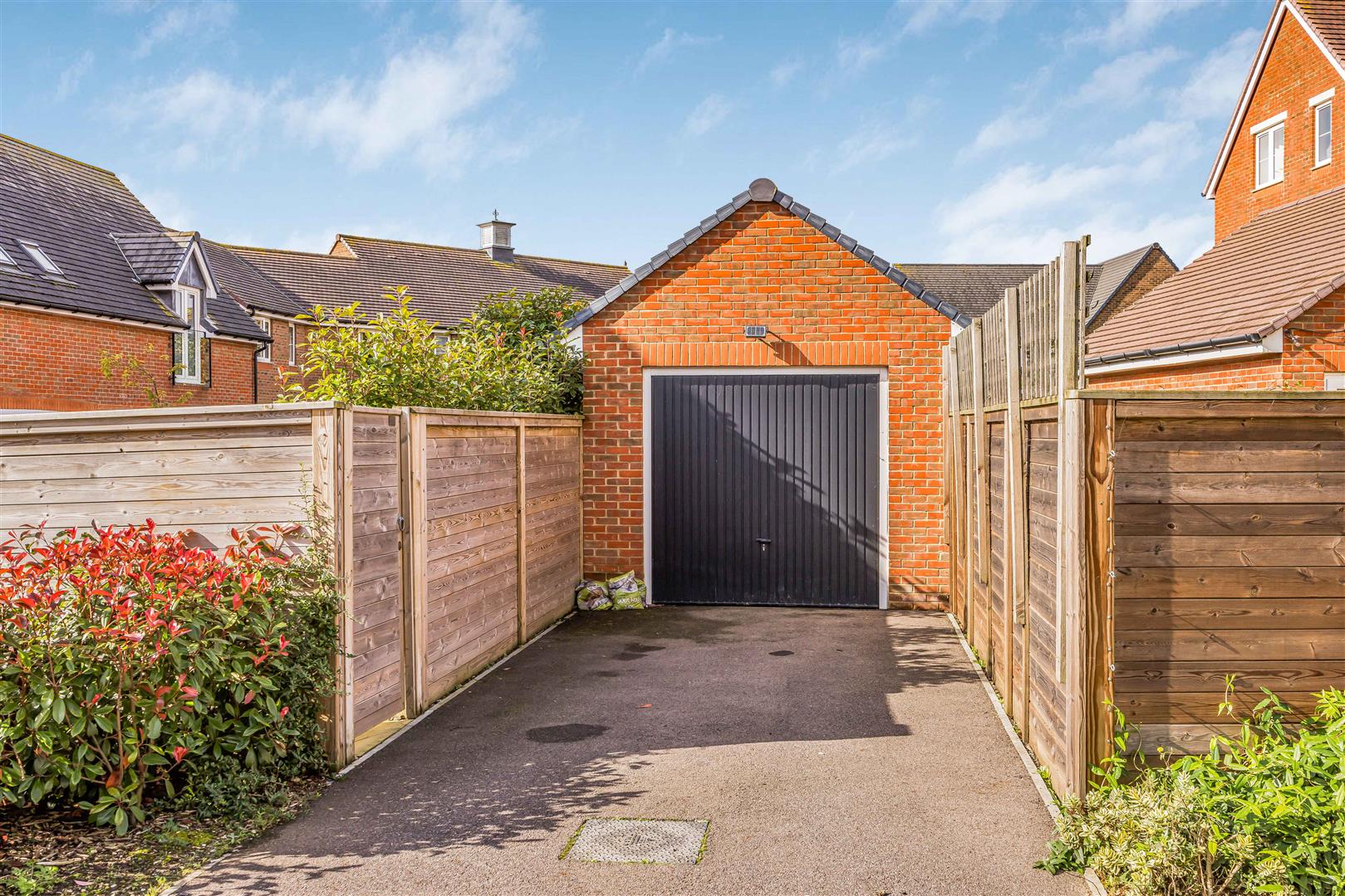 house - detached for sale heron close