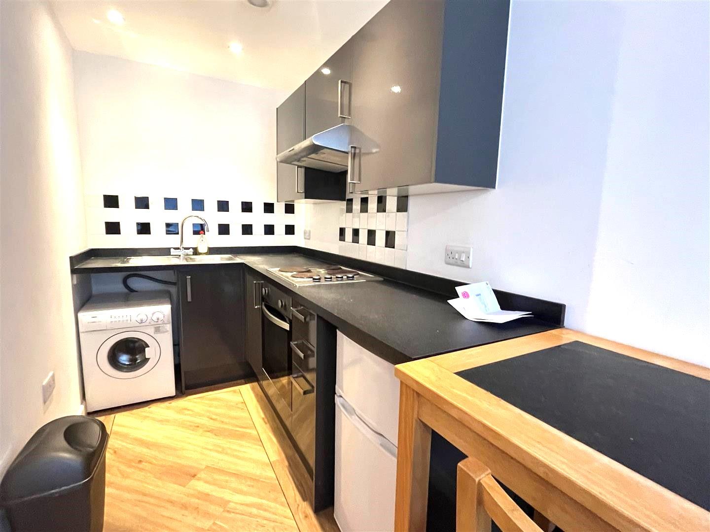 flat for sale isambard brunel road