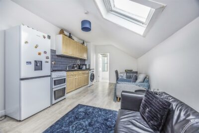 apartment for sale london road