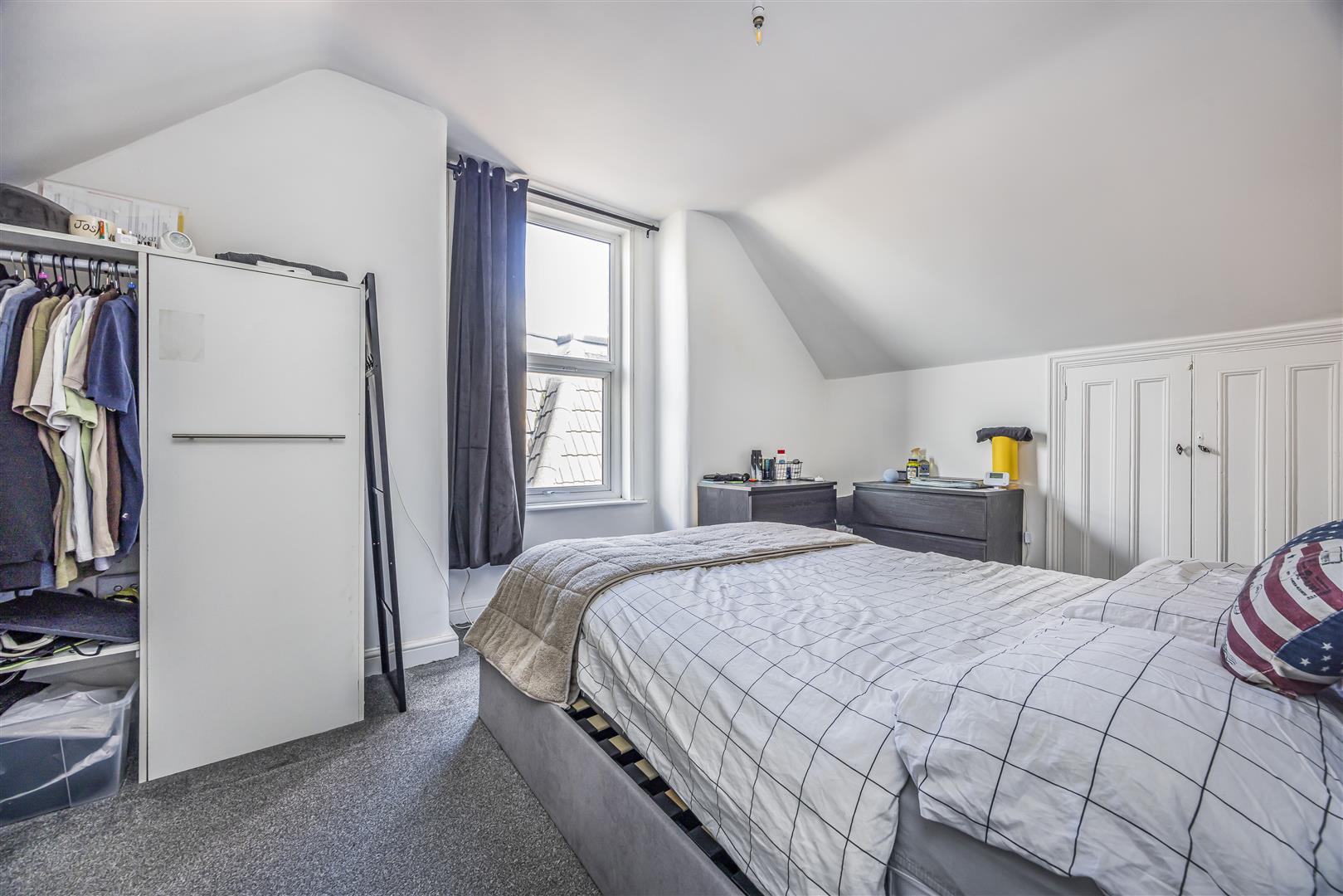 apartment for sale london road