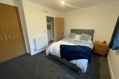 room for rent portway