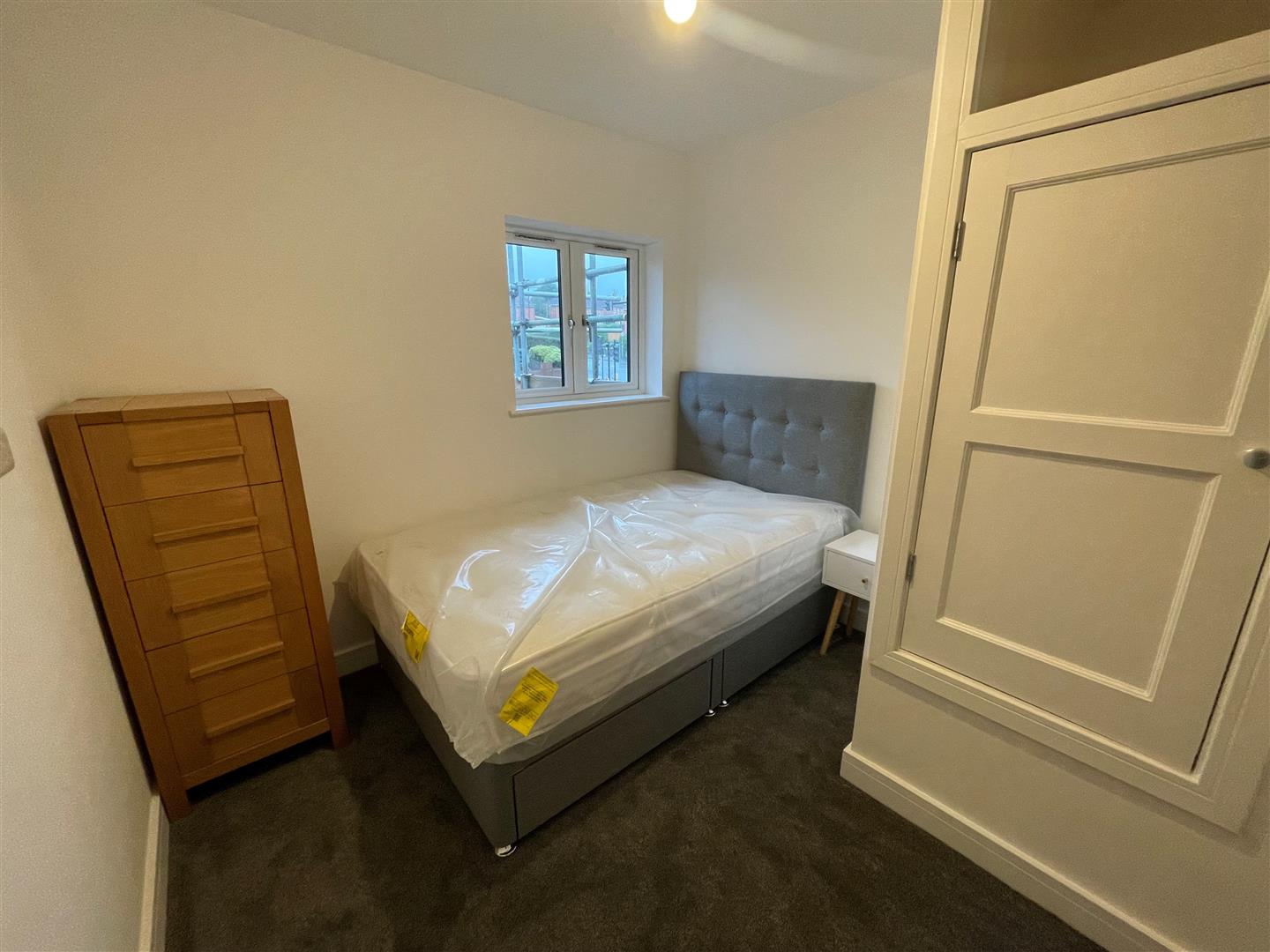 room for rent portway