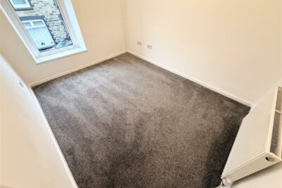 house - terraced for rent fox street