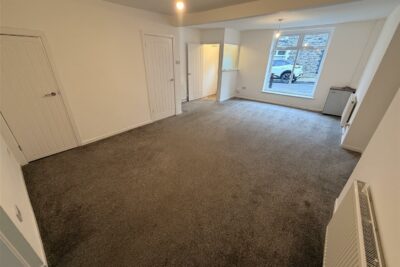 house - terraced for rent fox street