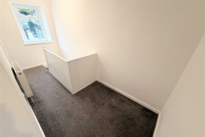 house - terraced for rent fox street