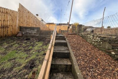 house - terraced for rent fox street