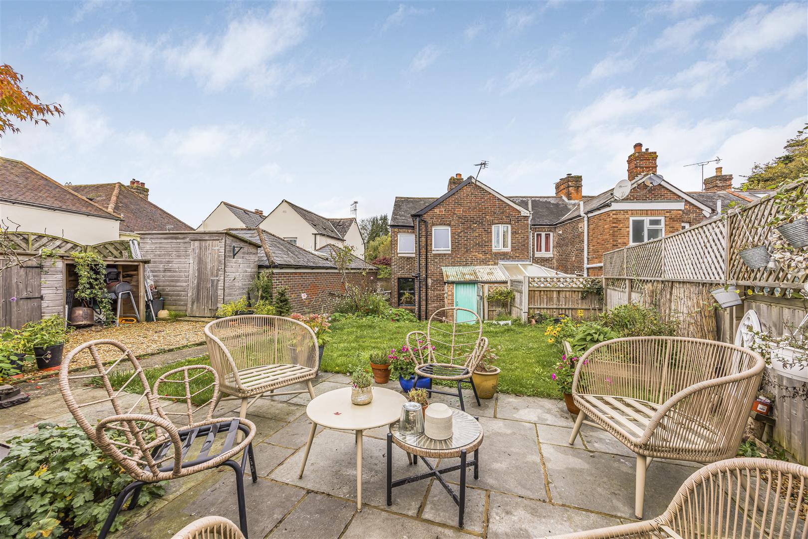 house - end terrace for sale north street