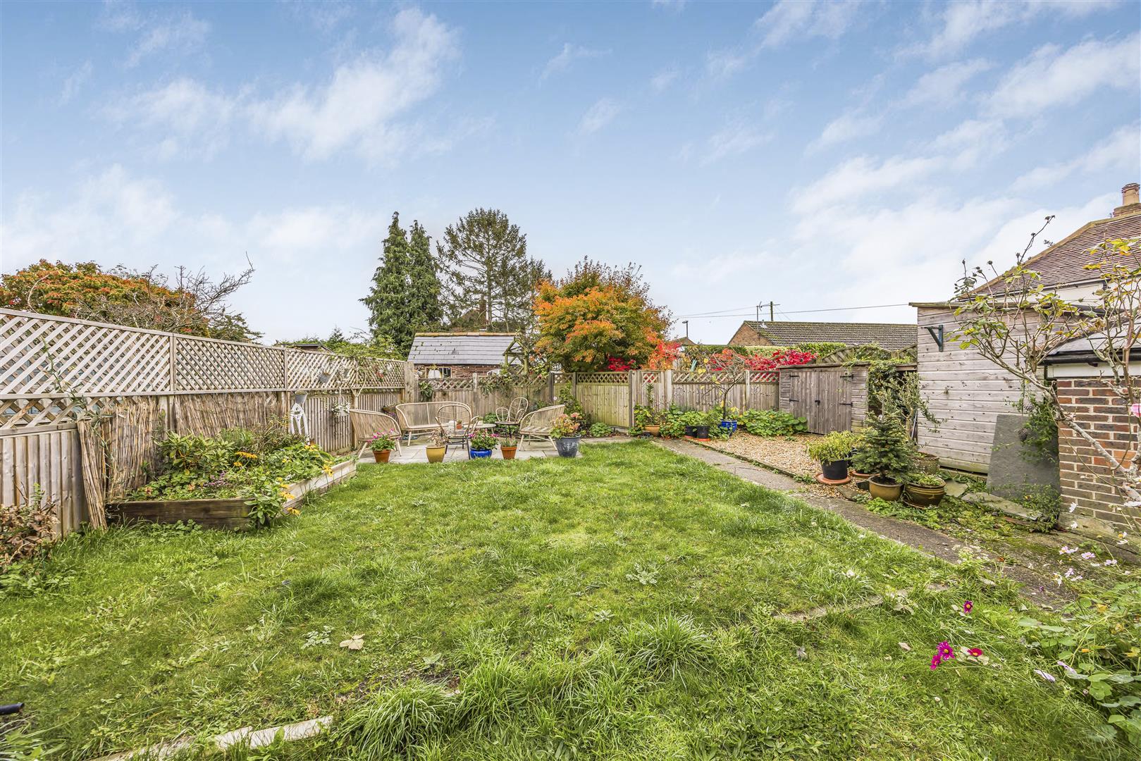 house - end terrace for sale north street