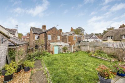 house - end terrace for sale north street