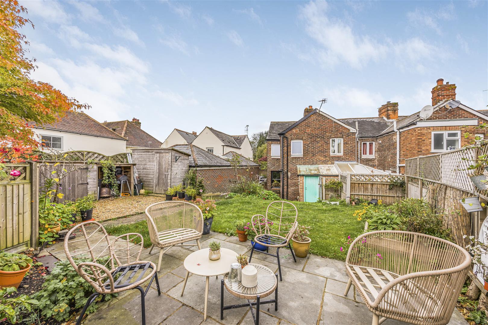 house - end terrace for sale north street