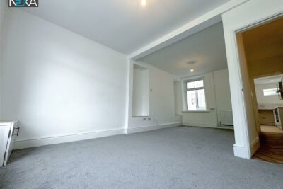 house - terraced for rent harcourt terrace