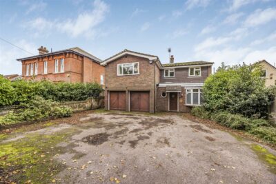 house - detached for sale horndean road